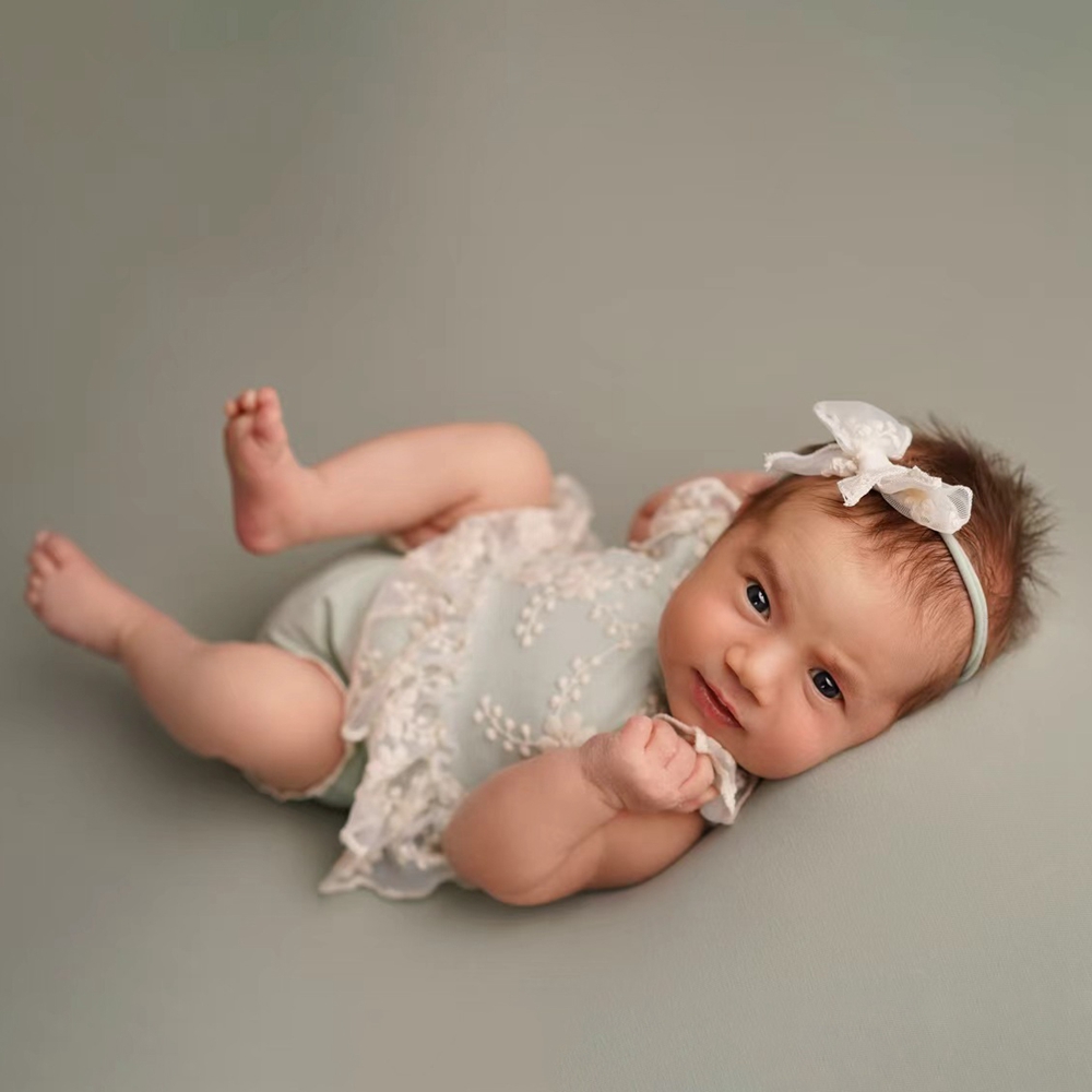 Newborn Baby Girl Romper Floral - Grillige pasgeboren babymeisje pastelgroene kanten romper