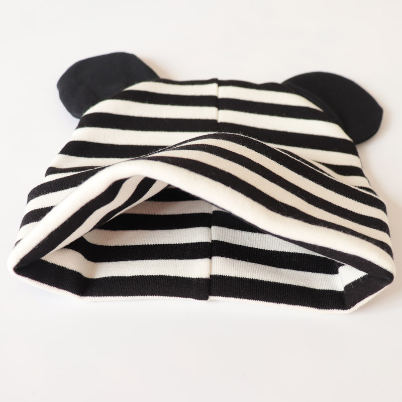 Gepersonaliseerde Leuke Baby B - Infant Beanie Hat With Ears recensie en prijs